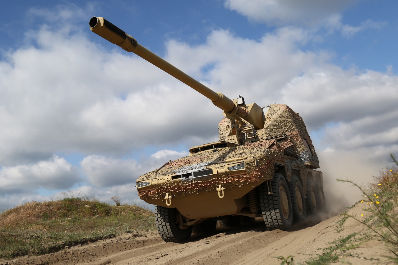 uawire-germany-agrees-to-sell-rch-155-self-propelled-howitzers-to-ukraine